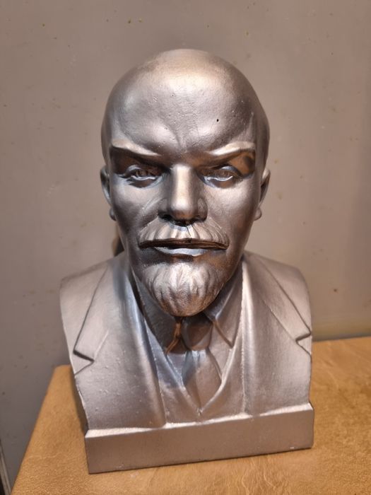 Статуетка ,бюст Леніна