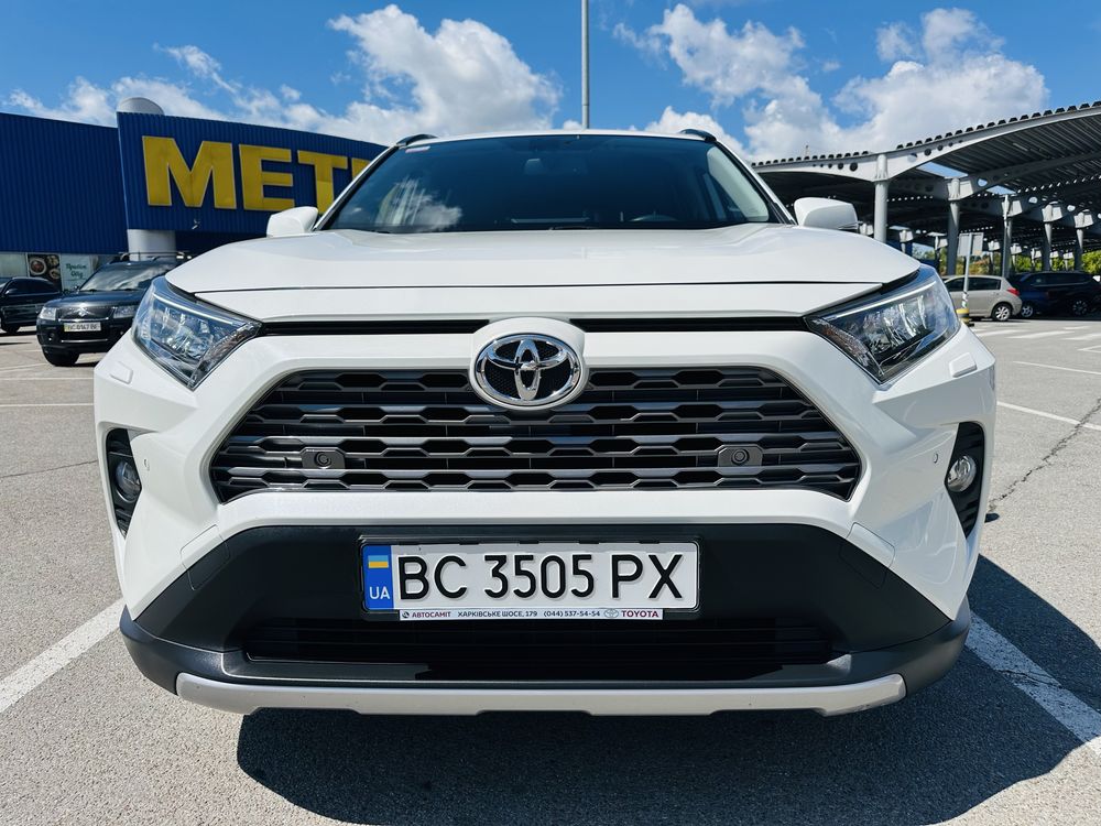TOYOTA RAV 4 2019р Перламутр