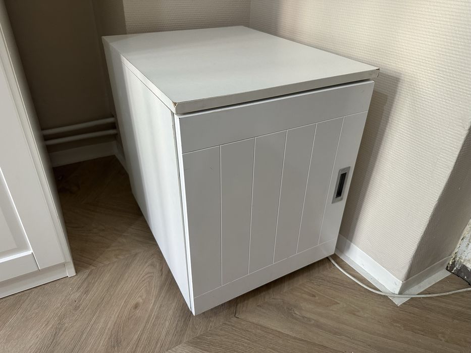 Szafka stolik na kółkach 41x54x53cm !!! Biała z 2 półkami  !!!