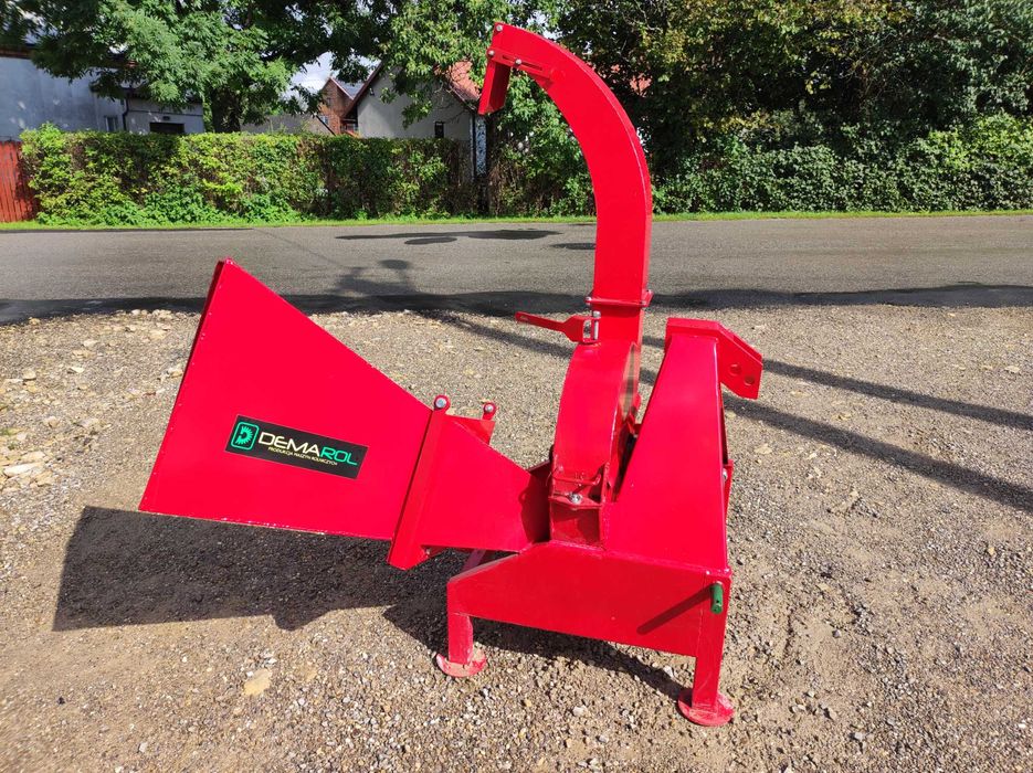 rębak łuparka do drewna/ bębnowy (półautomatyczny) / tarczowy/ walcowy