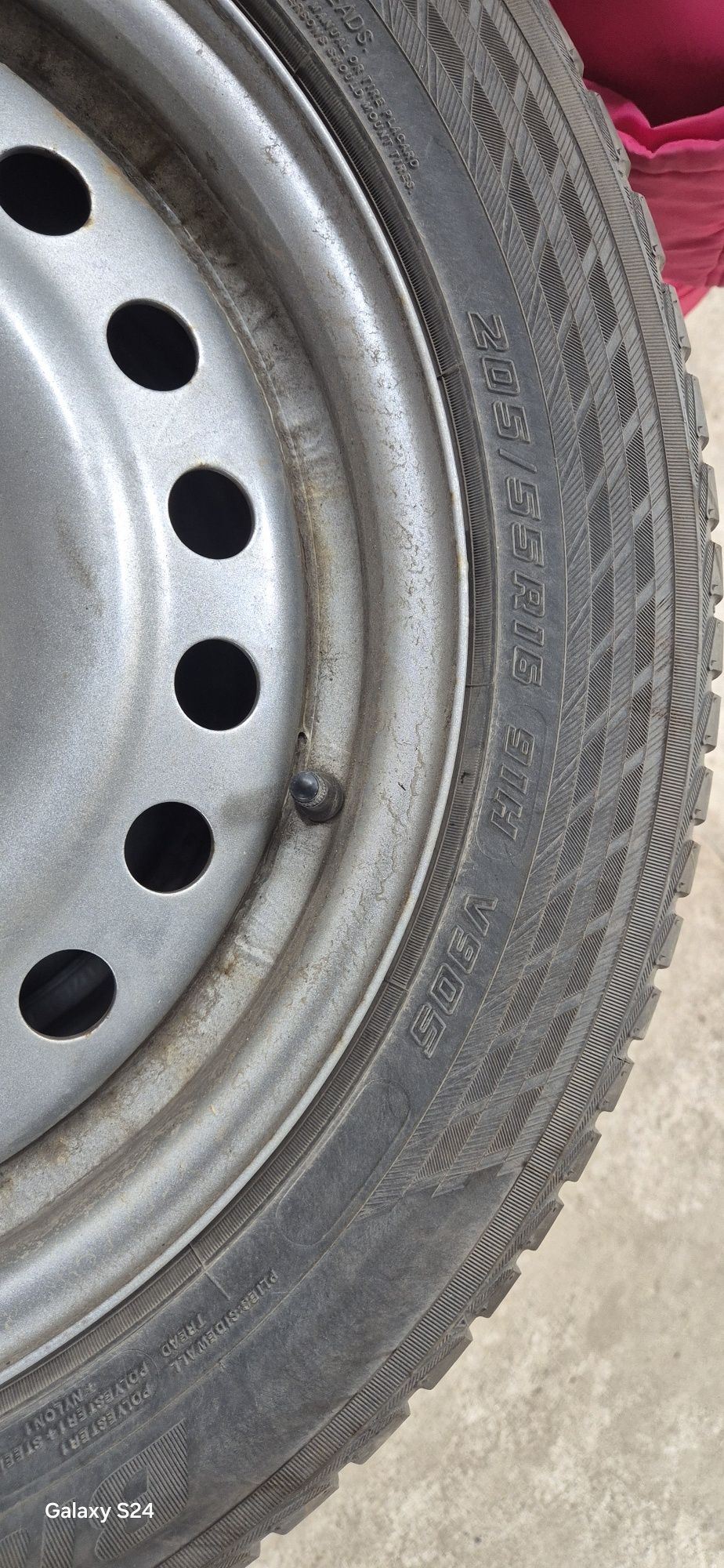 Opony zimowe yokohama 205/55r16 z felgami honda 5x114.3