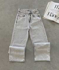 Сірі прямі джинси жіночі/джинси палаццо з вирізами на попі
