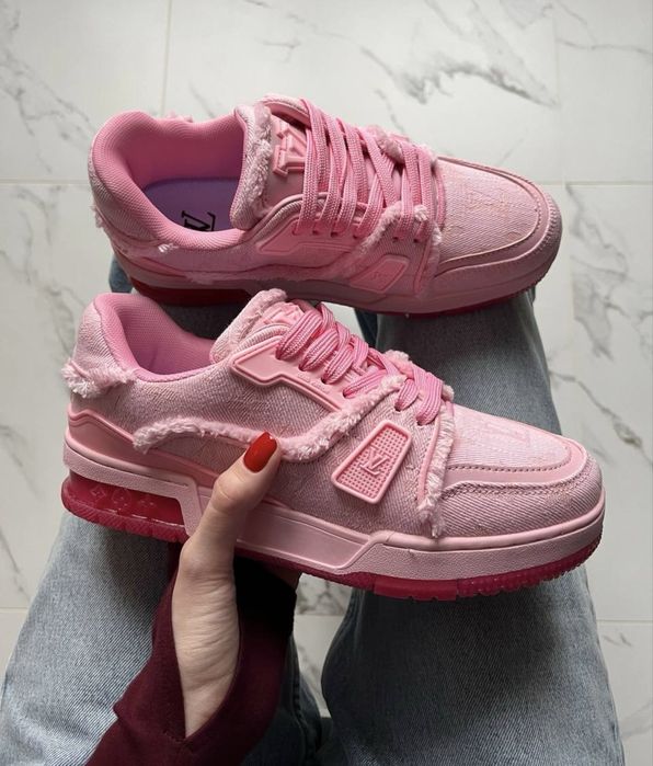 БЕЗ ПЕРЕДОПЛАТ‼️ Жіночі кросівки Louis Vuitton Trainer Triple Pink