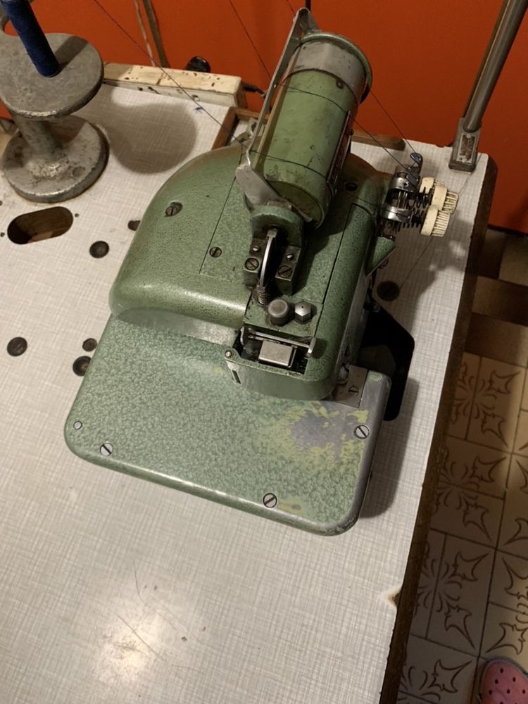 Overlock Textima w świetnym stanie