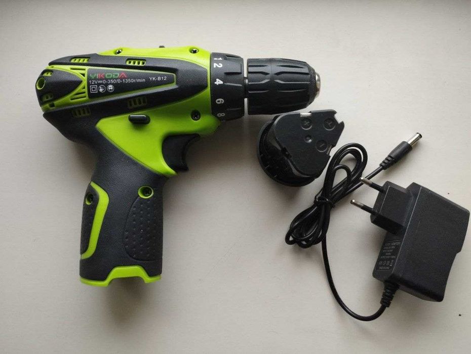 Шуруповерт YIKODA 12V