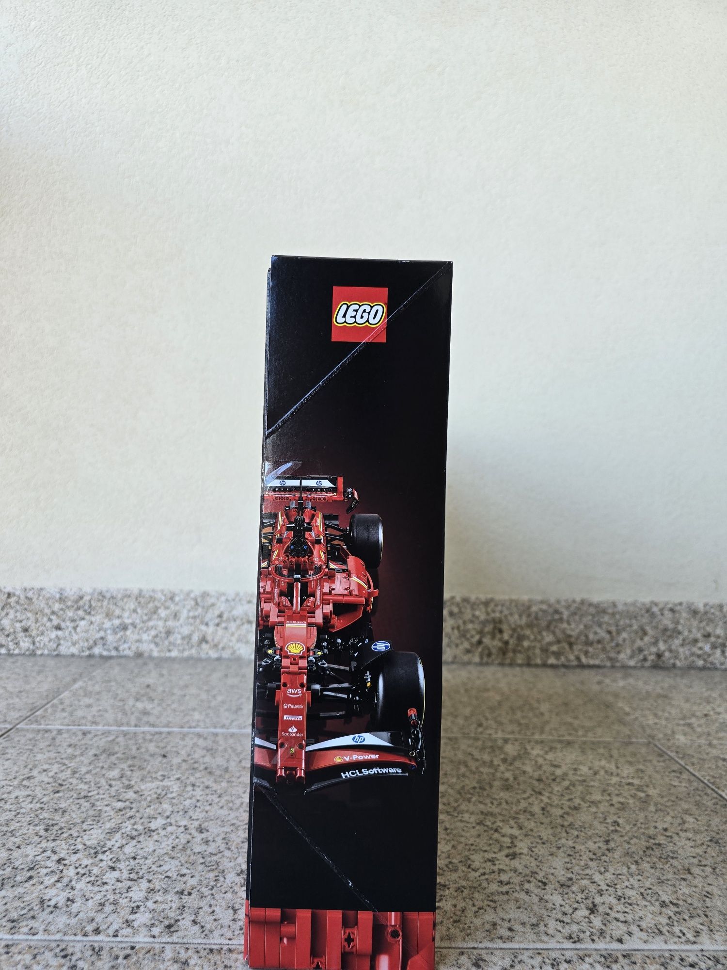 LEGO 42207 - Ferrari SF 24 F1 car
