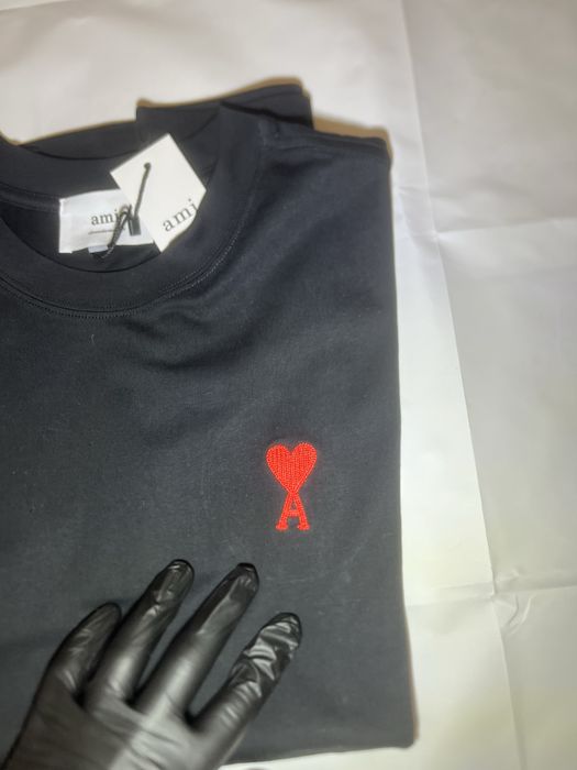 AMI T-Shirt Nova com etiqueta