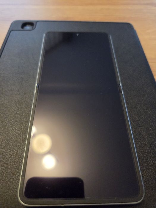 Samsung Galaxy Z Flip 7