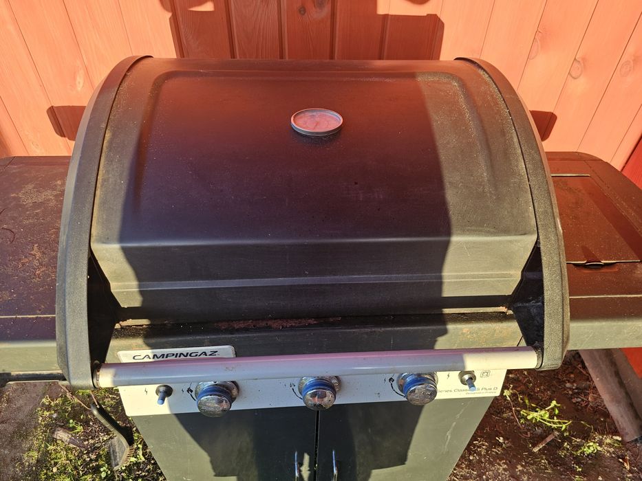 Grill gazowy duży świetny Campingaz zeliwny 3 palniki+ 1