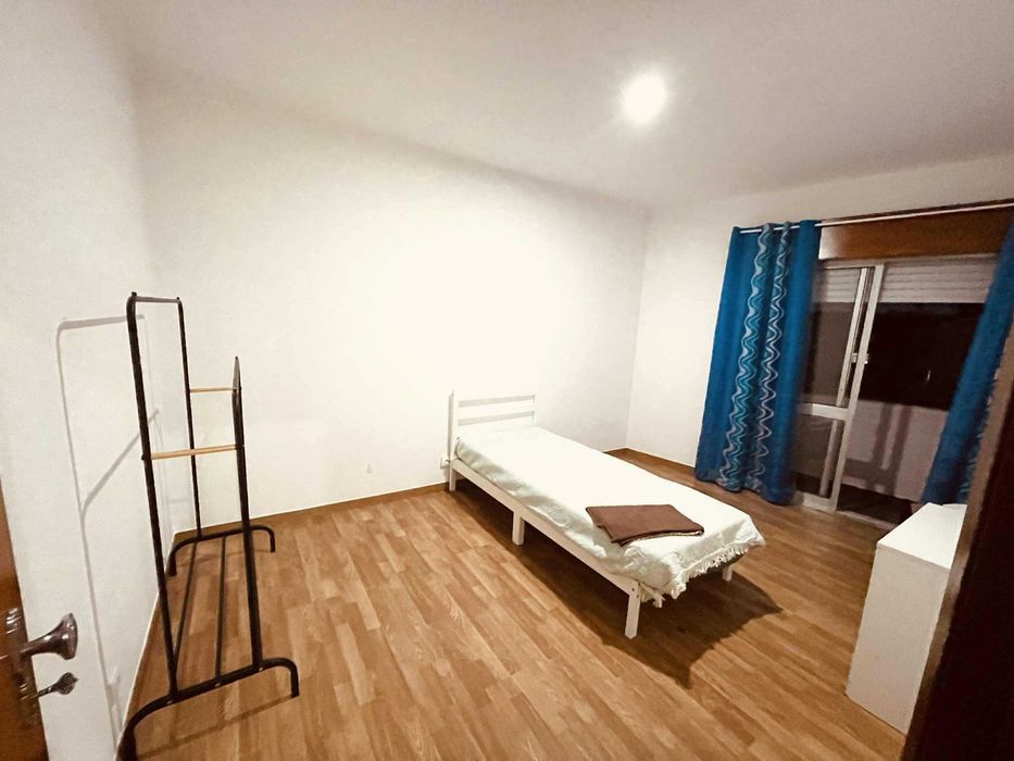 Quartos com Varanda no Cartaxo