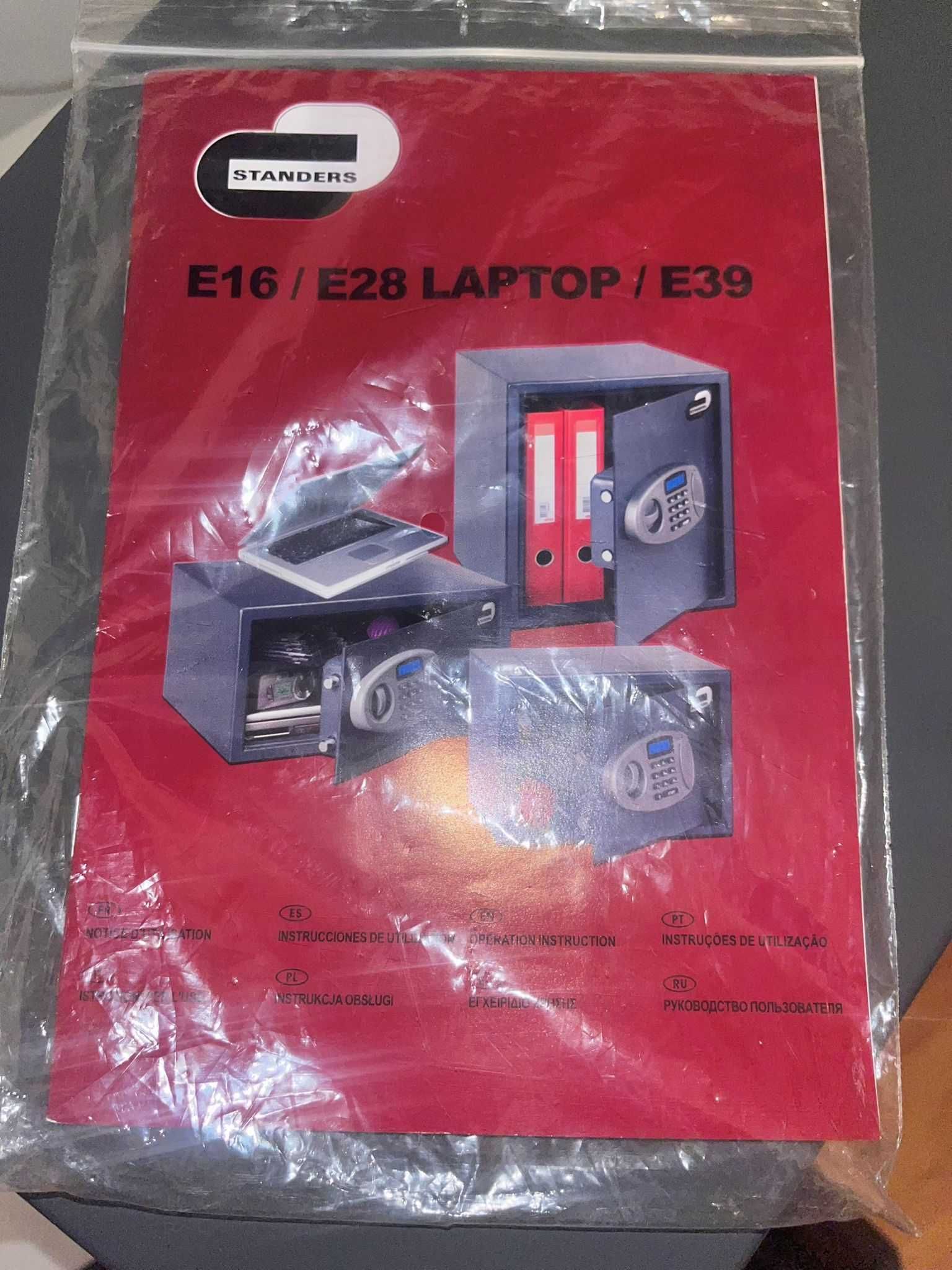 Cofre Standers digital e manual