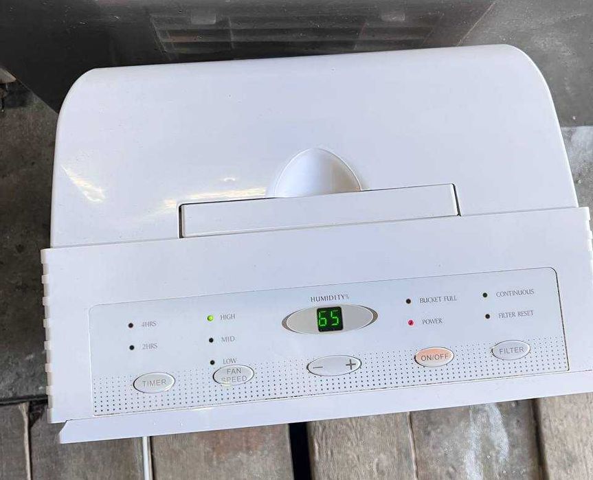 Осушитель воздуха бу Gree Польша для кафе ресторана бассейна склада