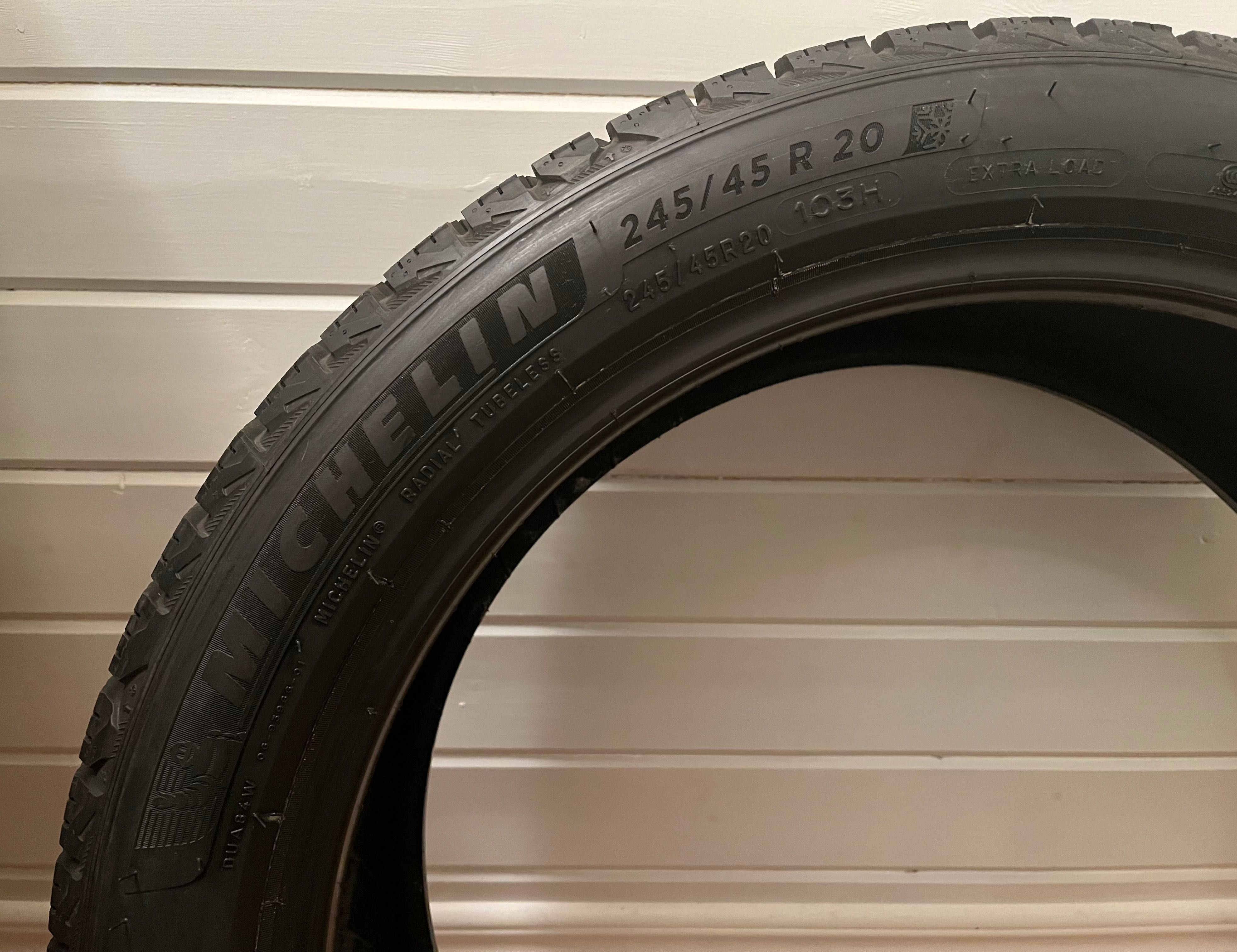 Michelin X-ICE Snow SUV 245/45 R20 zimowe, zestaw 2 sztuki