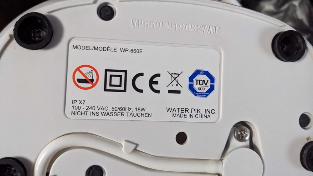 Irygator do zębów Waterpik WP-660 Ultra Professional jak nowy