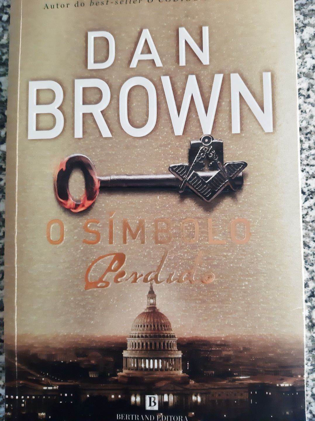 O Símbolo Perdido, de Dan Brown