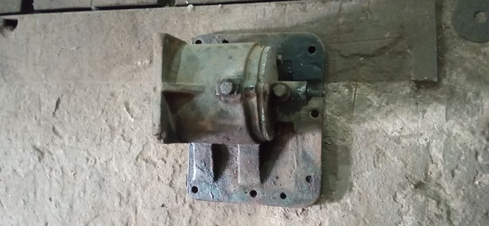 Привод екскаватора ЮМЗ