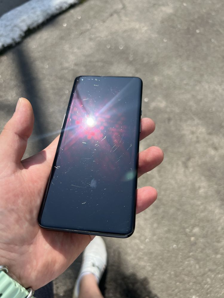 One Plus 9pro 256gb