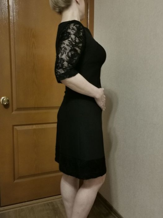 Трикотажные платья на змейке по спинке