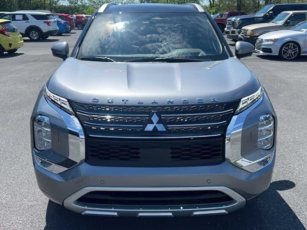 Mitsubishi Outlander PHEV SEL 2023