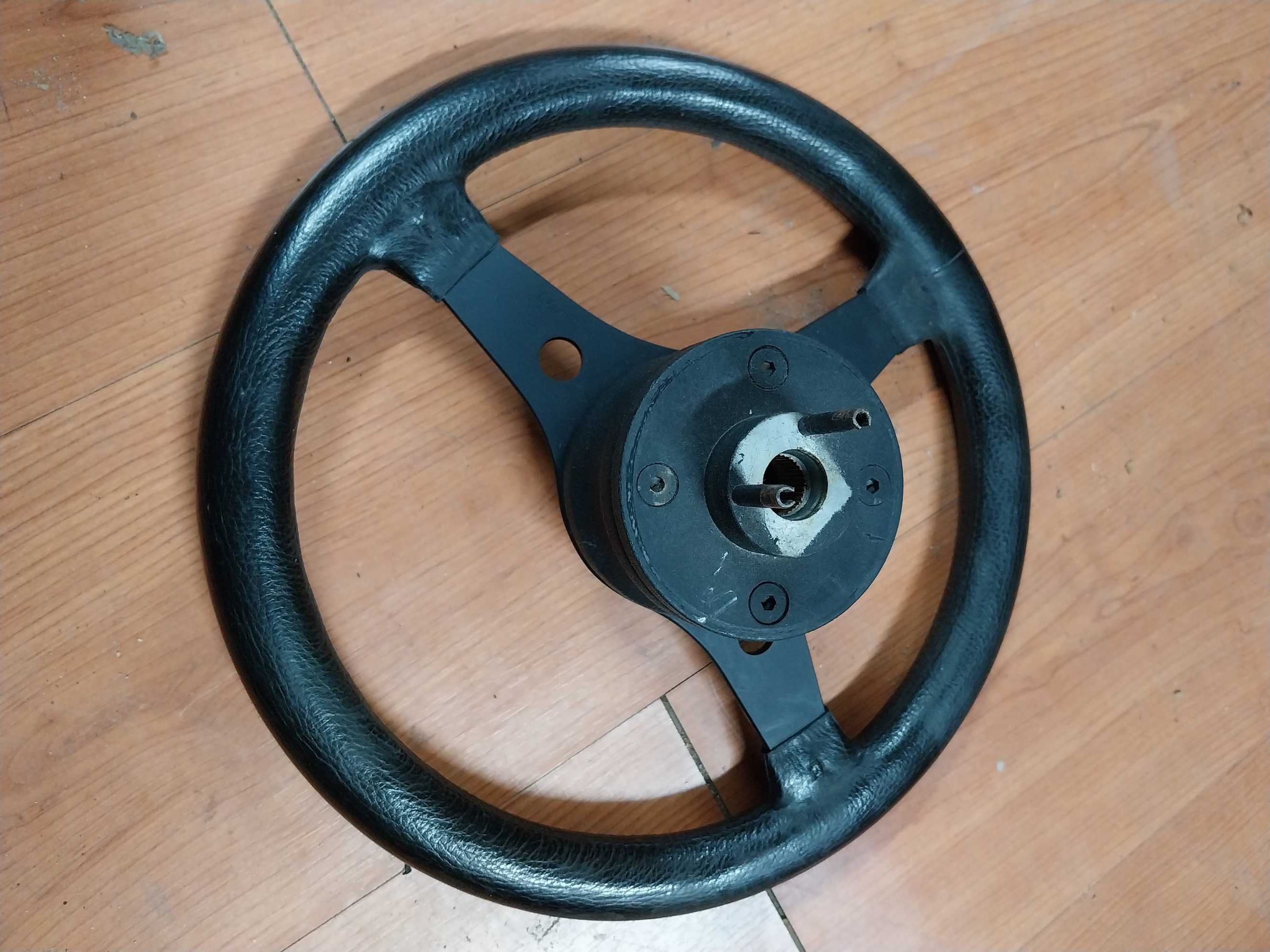 Volante desportivo fiat Uno