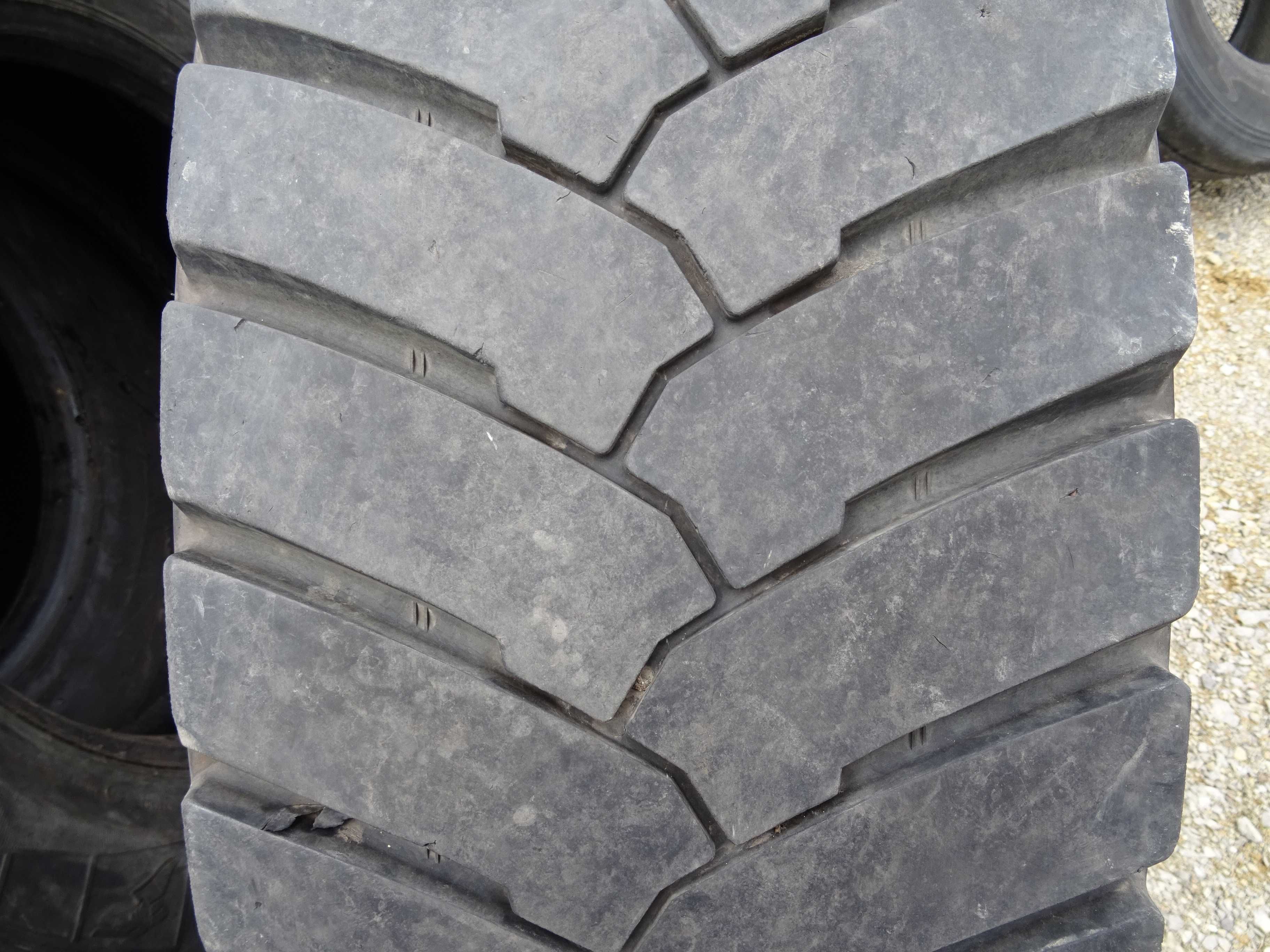 Opona 315/80R22.5 Bridgestone  M-DRIVE 001