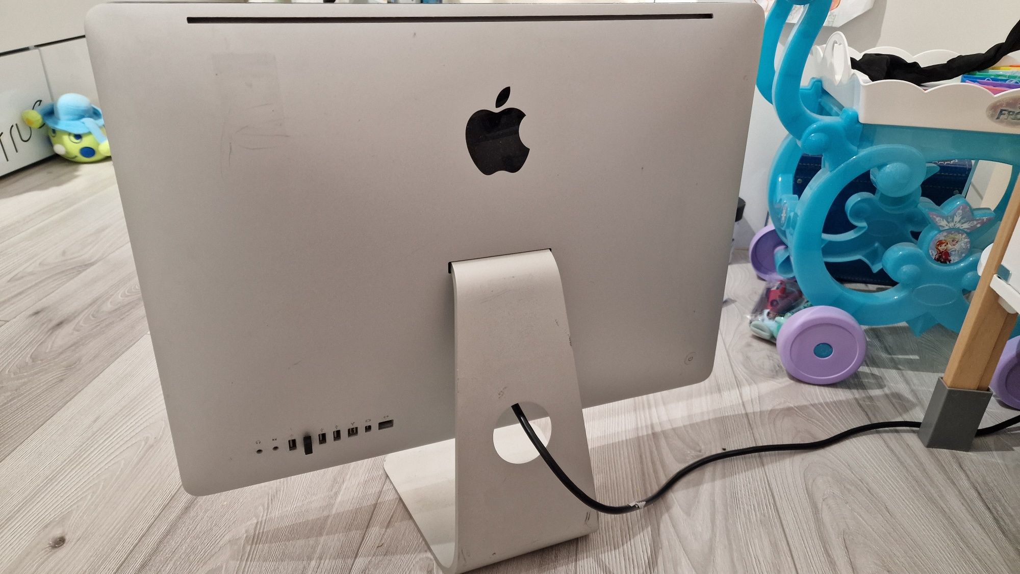 iMac 21.5 2010 klawiatura mysz