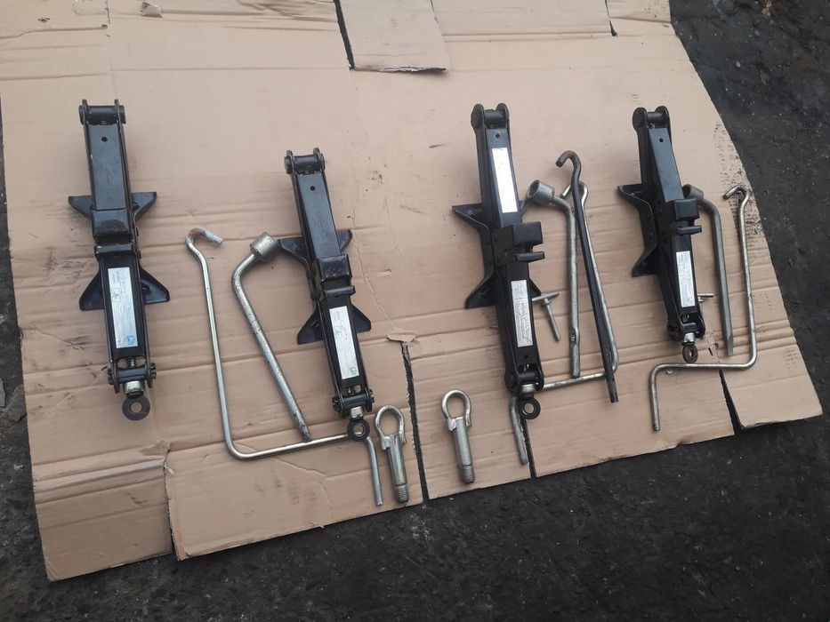 Mazda CX-3 CX-7 CX-9 CX-5  KiA Hyundai Lewarek winda podnośnik + klucz+ciegno zestaw OrginaŁ!!!!