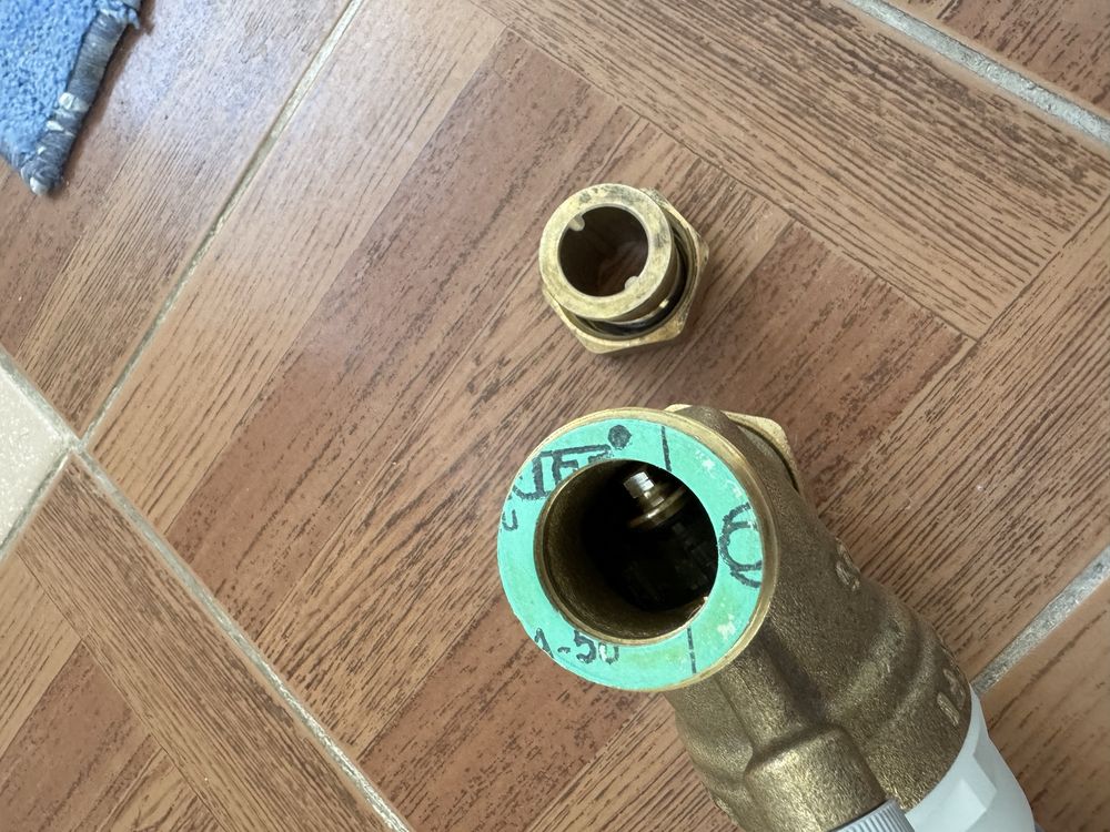 Редуктор 1ʼʼ Caleffi