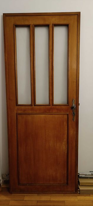 Portas interiores de madeira