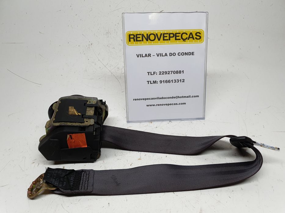 Cinto trás esquerdo AUDI A4 (8D2, B5)