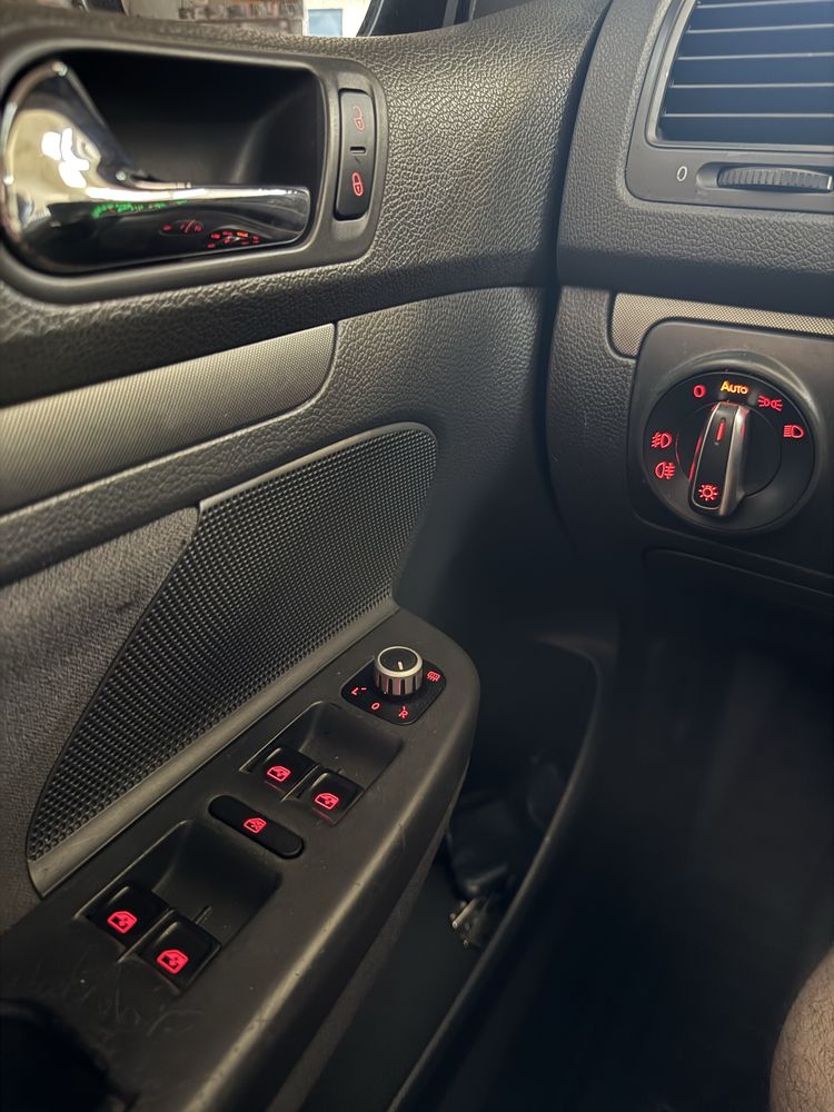 Продам VW Golf 5 2005 рік.