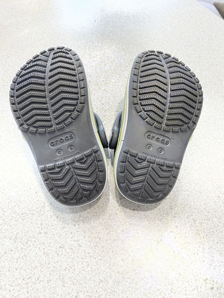 Продам Crocs  5c кроксы