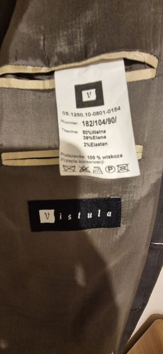 Garnitur Vistula 182/104/90 + koszula + krawat