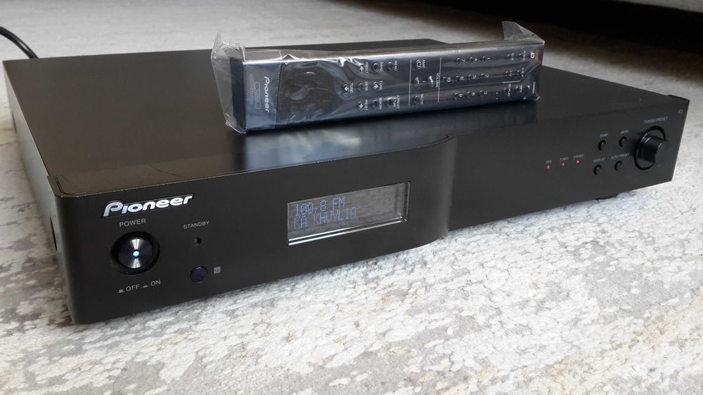 CD Pioneer PD-D6-J , Тюнер Pioneer F-F3MK2-K