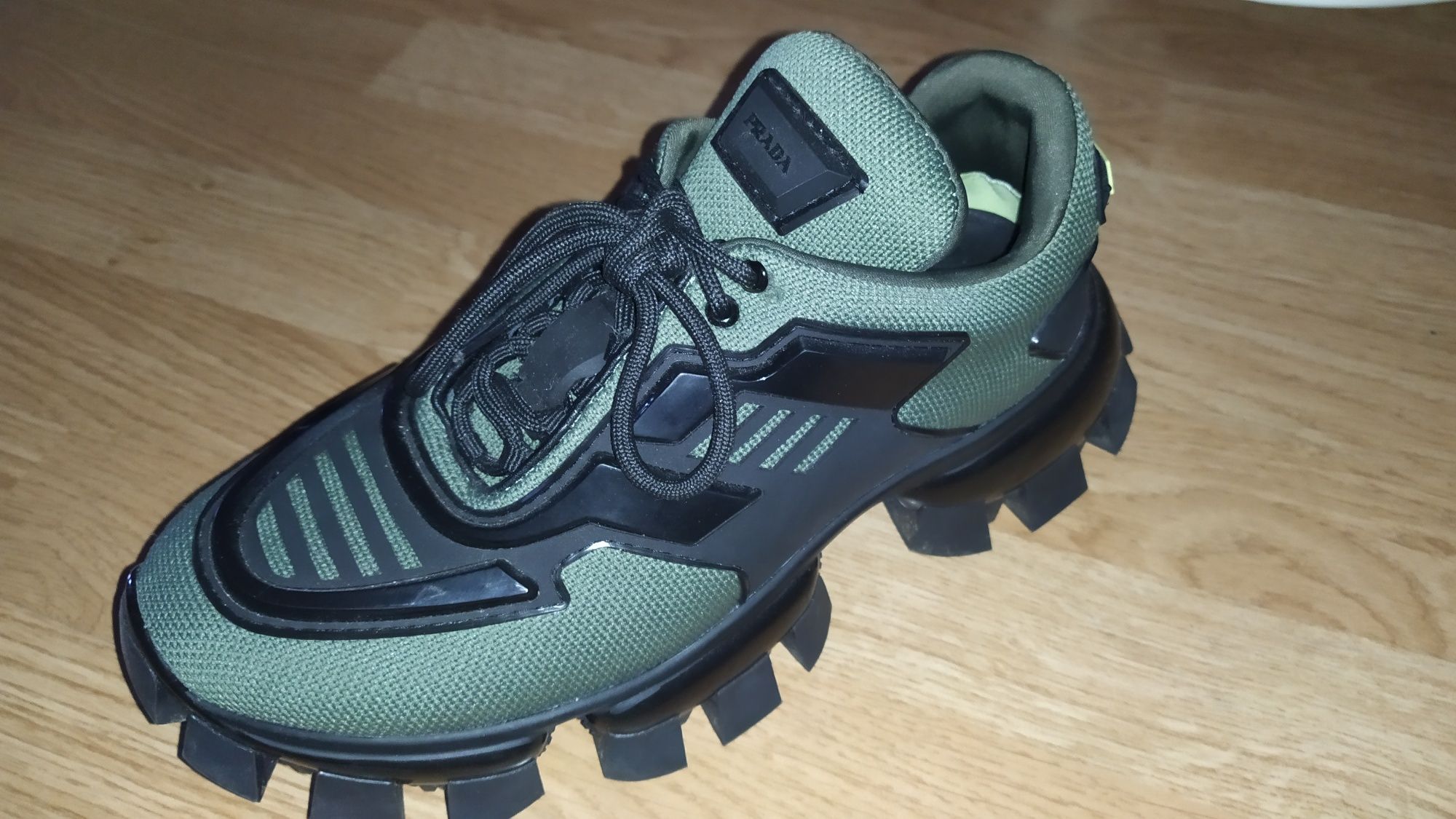 Sapatilhas Prada Cloudbust Thunder originais