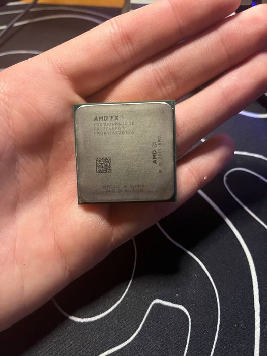 Продам процесор AMD FX(tm)-4100 Quad-Core Processor