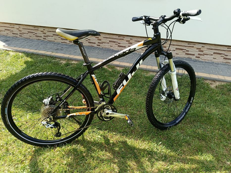 Fuji Nevada RC 26"