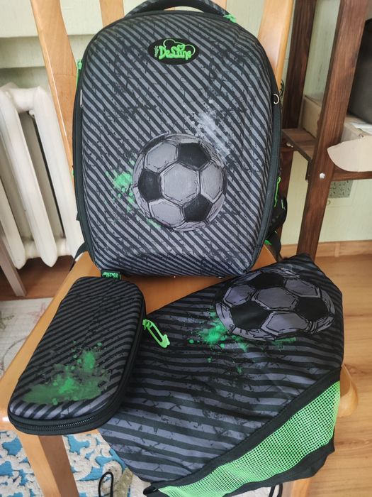 Шкільний ранець, ортопедичний,каркаснийдля хлопчиків Delune, 1-4 клас