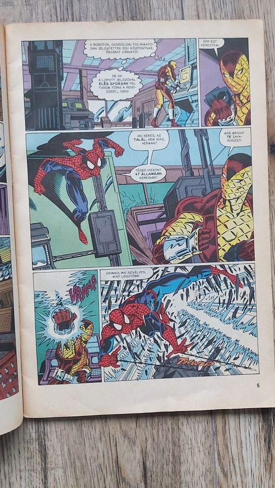Ретро комікс 1998 людина павук угорською