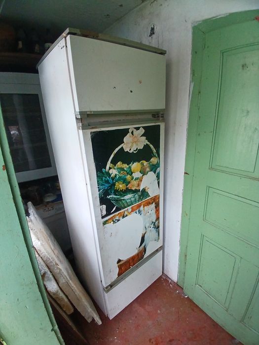 Продам холодильник