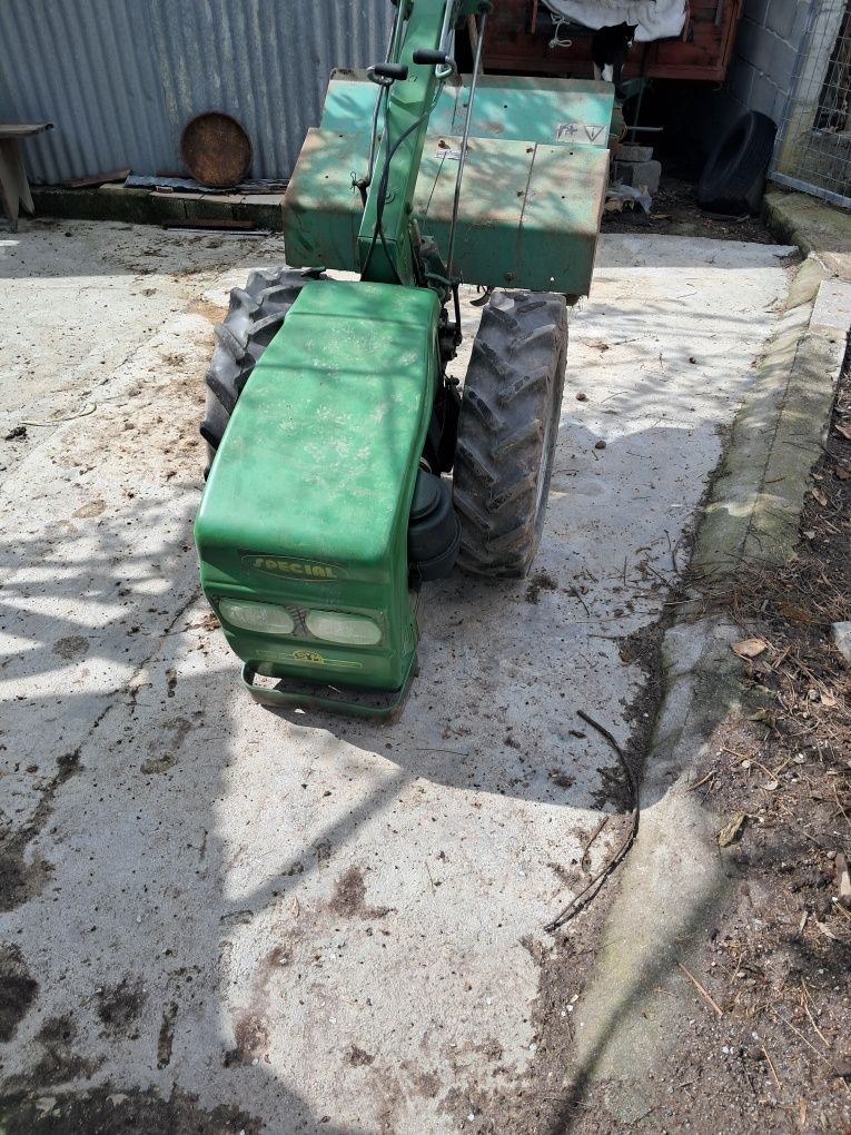 Venda de motocultivador reboque freze charrua
