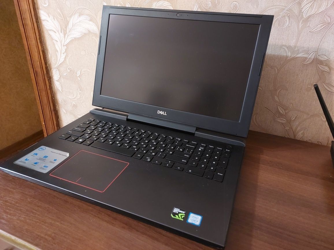 DELL Inspiron 15 7000 Gaming