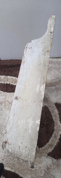 Półka kuchenna stara z szufladkami i wieszakami na kubki