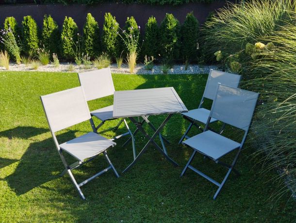 Zestaw mebli ogrodowych Stół i krzesła