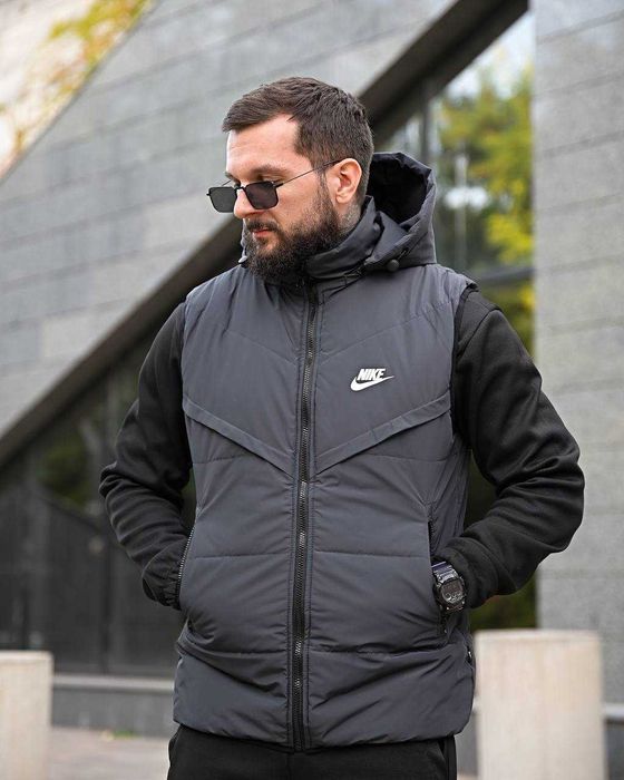 Графитова жилетка Найк  Чоловіча жилетка Nike black