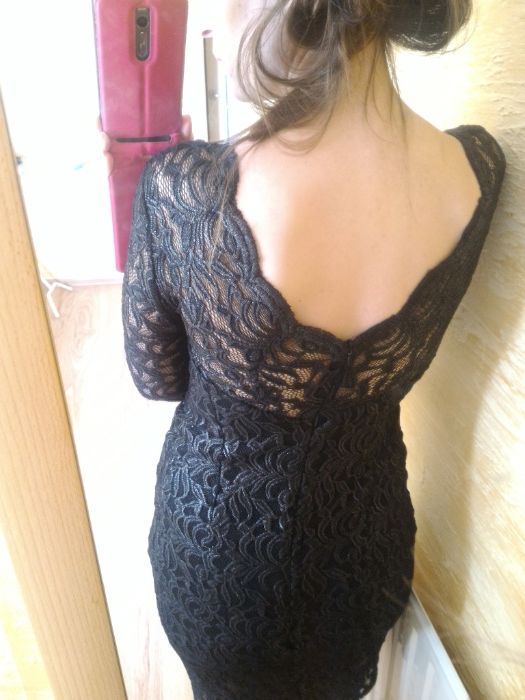 Czarna koronkowa sukienka firmy Next rozmiar 40 Midi