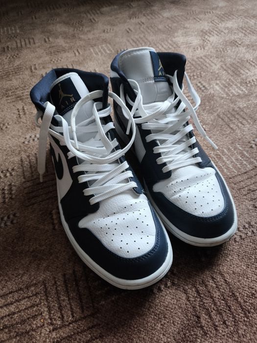 Nike Air Jordan 1 Retro Dark Blue White