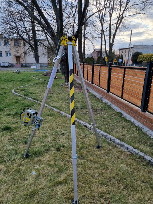 Statyw asekuracyjny/ trójnóg ratowniczy wynajem - Warszawa