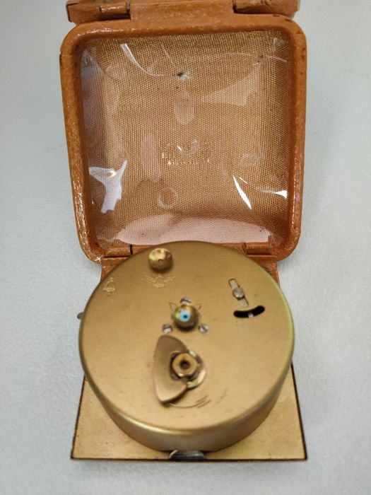 Budzik podróżny Junghans