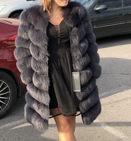 Шуба з песця жіноча